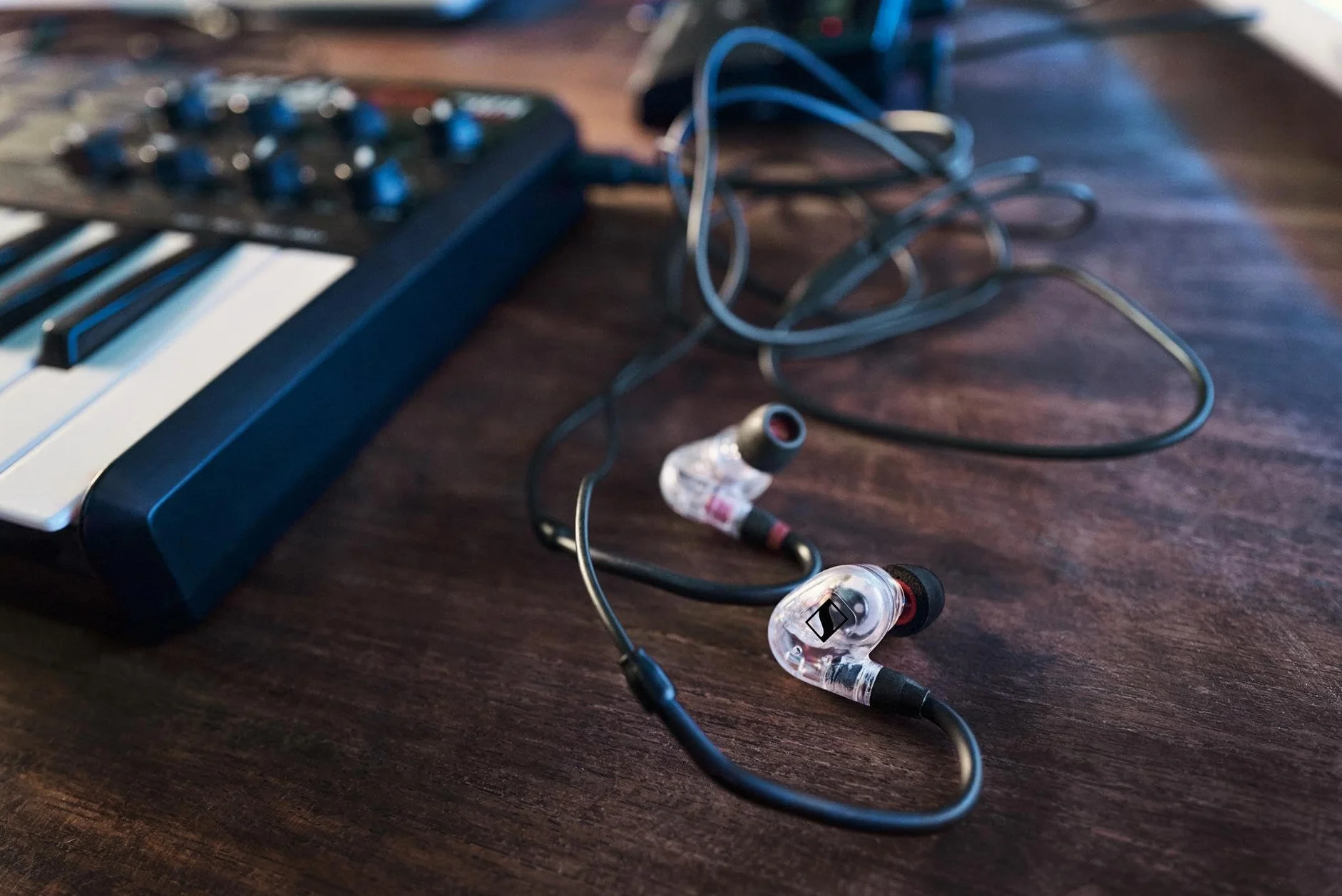 Sennheiser IE 100 PRO Écouteurs intra-auriculaires dynamiques, transparent